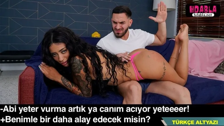 benimle dalga gecen kiz kardesimi dizime yatirip tokatladim.jpg