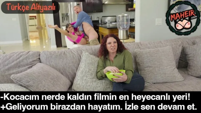 karisi tv izlerken arkada caktirmadan genc kizini sikiyor.jpg